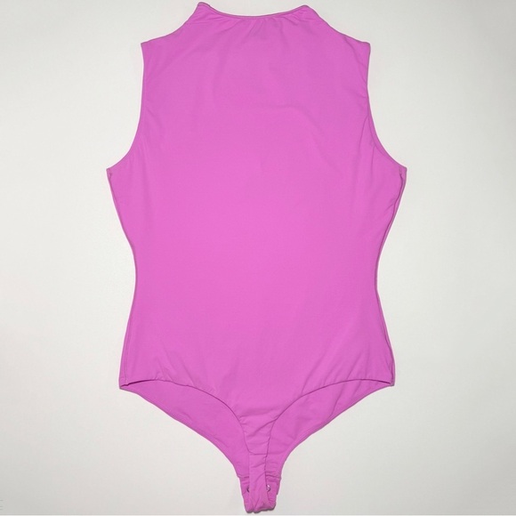 SKIMS Fits Everybody Sleeveless Mock Neck Bodysuit in Neon Orchid - Picture 3 of 4